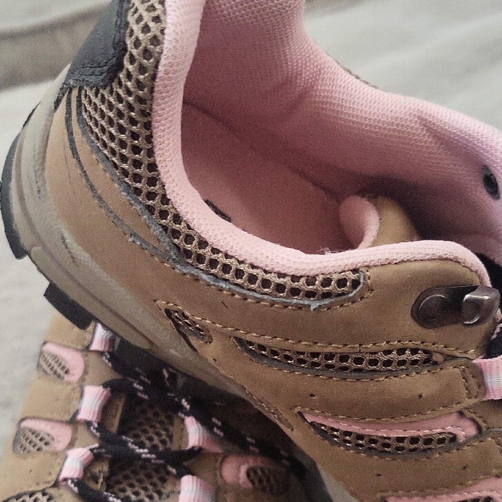 Air Balance Tan and Pink Athletic Shoes - Picture 4 of 7